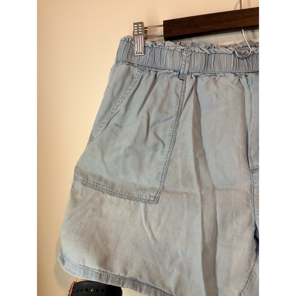 Aerie Faux Denim‎ Paper Bag Shorts Size Large Blue Loose Fit Elastic Waist - Picture 2 of 6